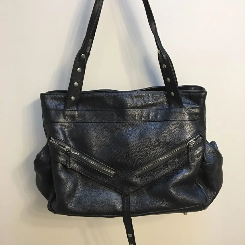 Botkier Large Trigger Satchel 💕like new💕